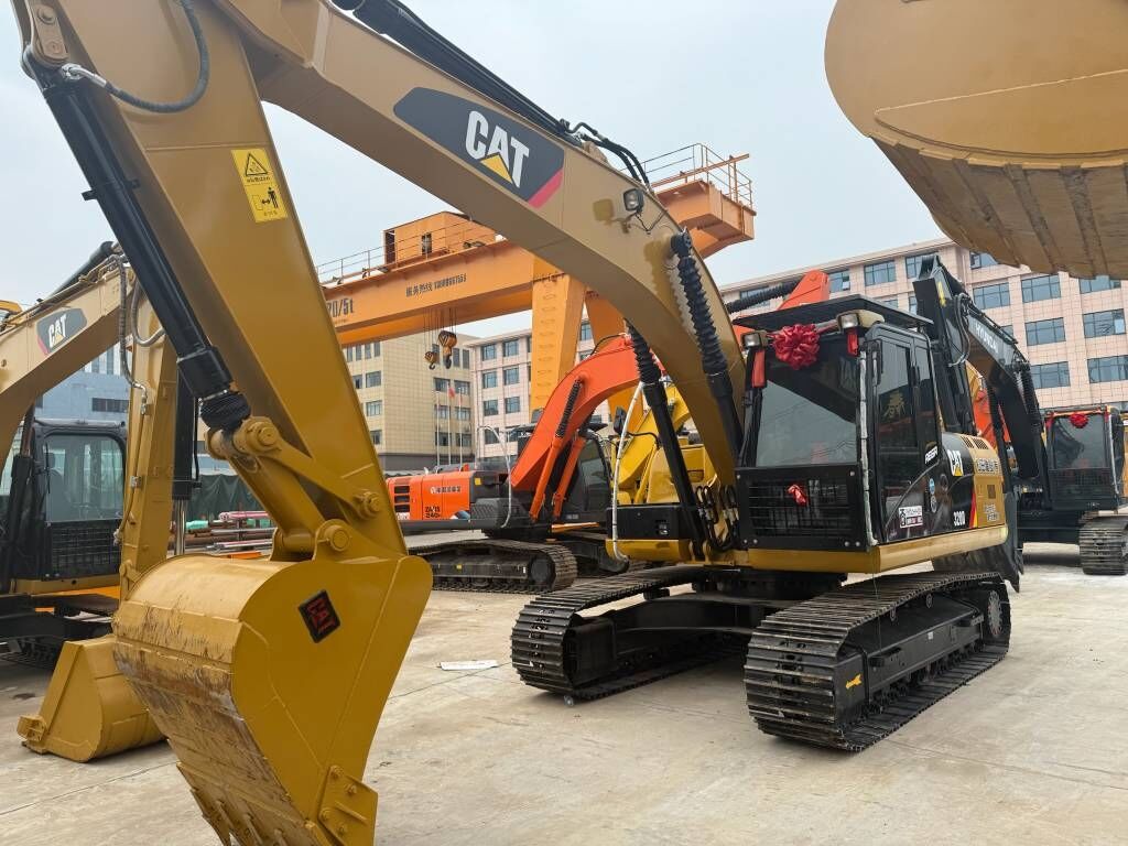 Used Caterpillar CAT320D Excavator In Peru