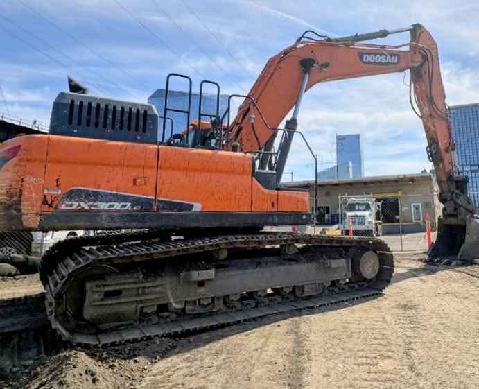 Used Doosan DX300LC Excavator In Guyana
