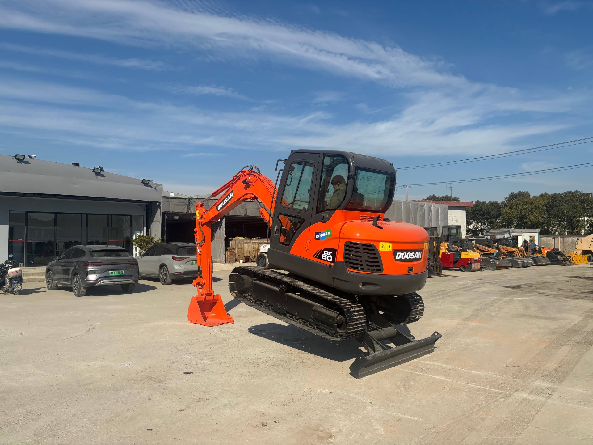Used Doosan DX60 Excavator In Shanghai,China