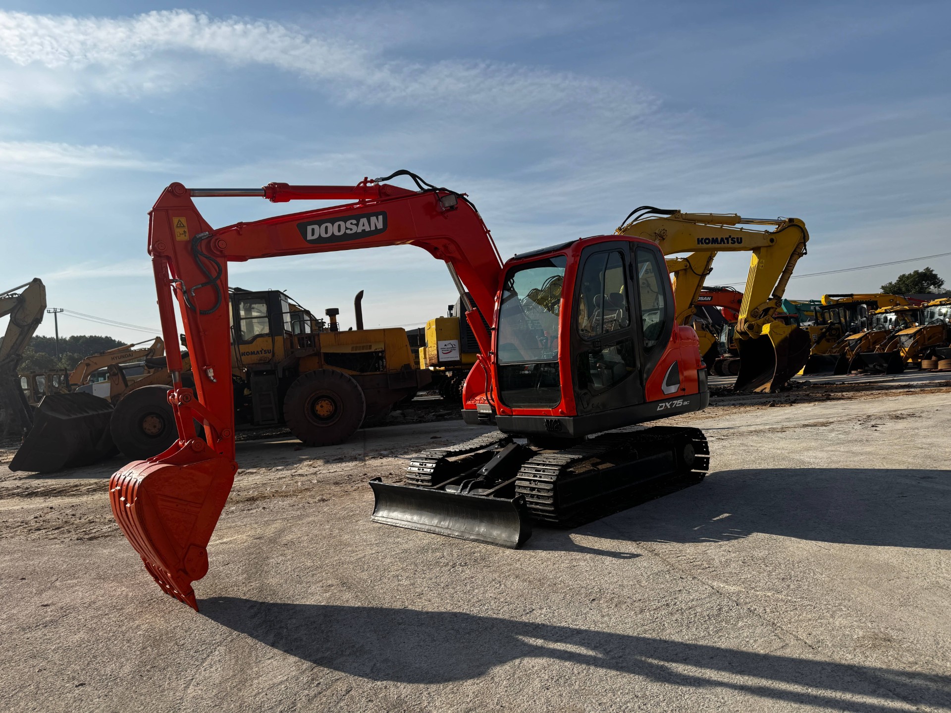 Used Doosan DX75 Excavator In Shanghai,China
