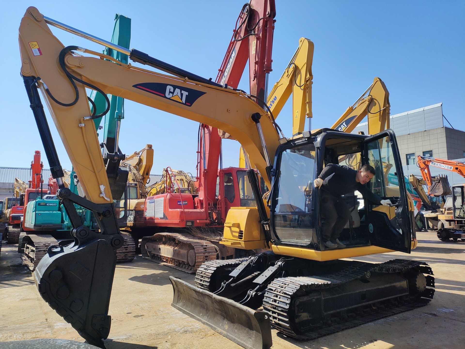 Used CAT 312C Excavator In Shanghai,China