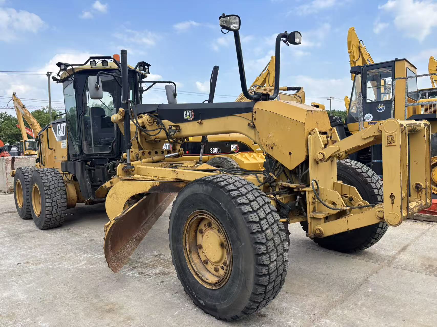 Used CAT 160M Motor Grader In Shanghai,China