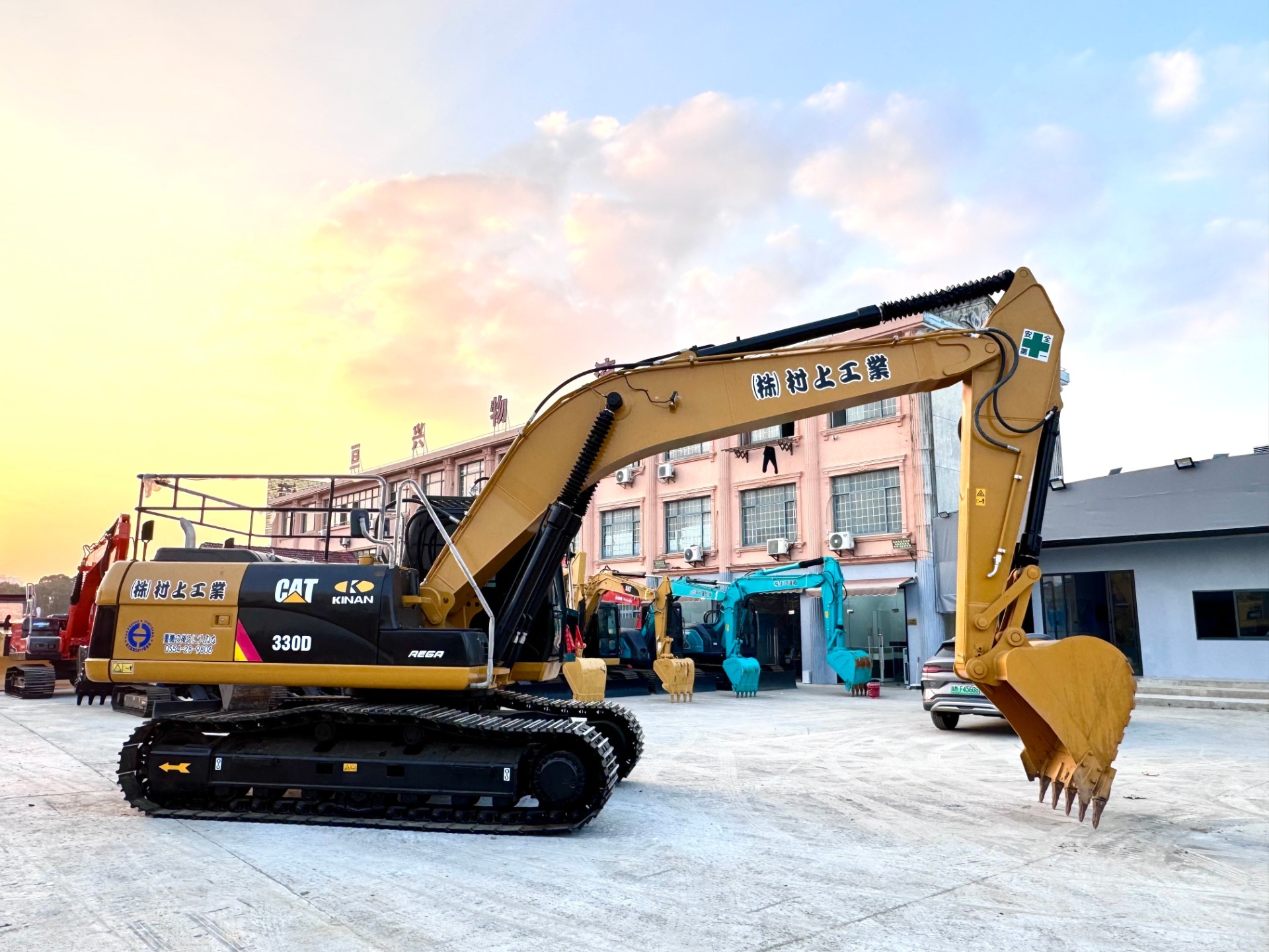 Used CAT 330D Excavator In Shanghai,China