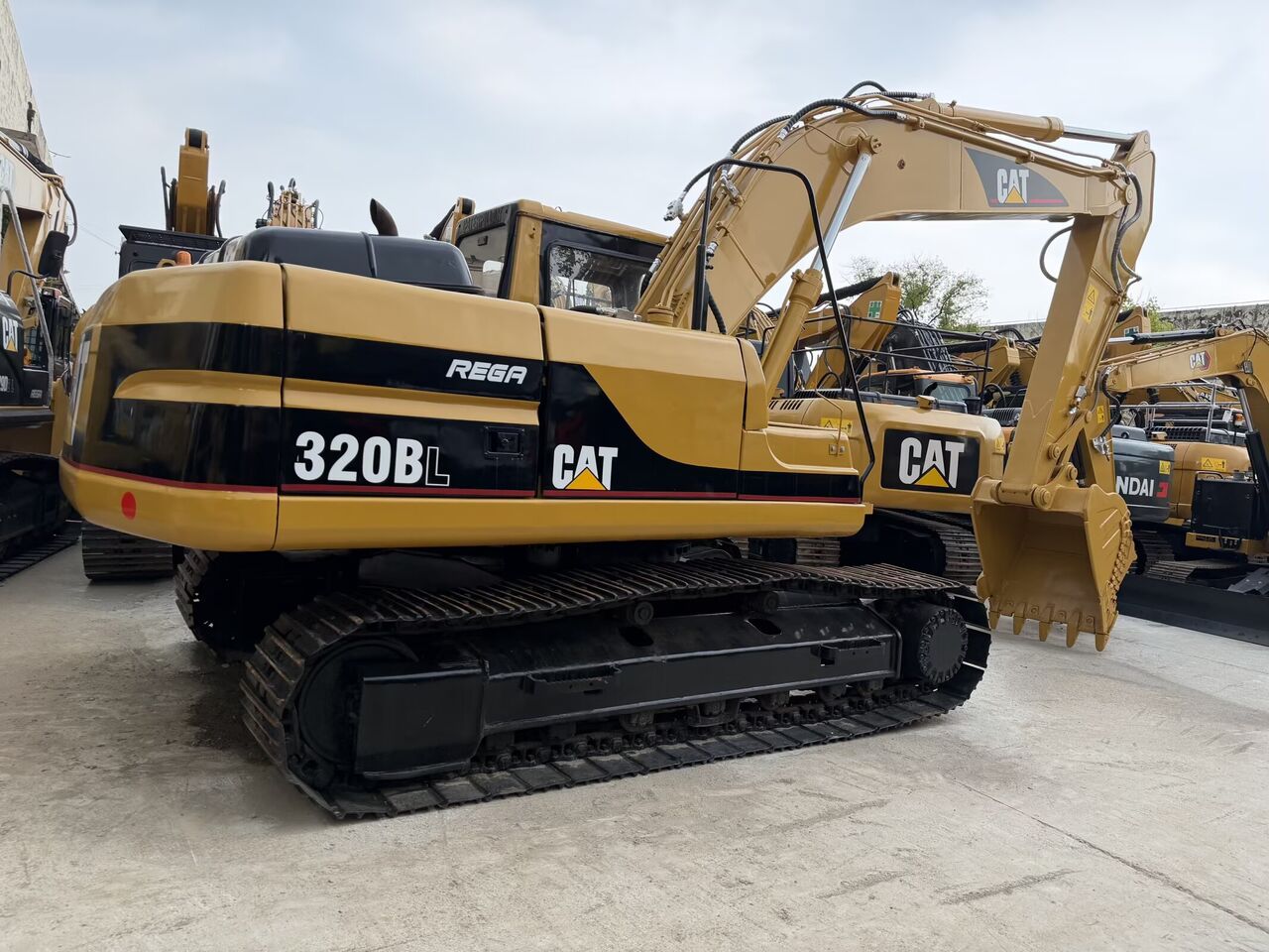 Used Caterpillar 320BL Excavator In Ghana